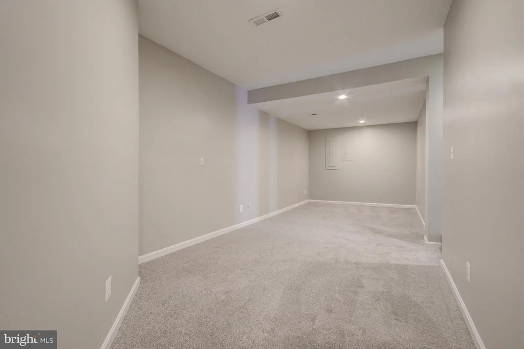 Photo of 301 NOVA COURT
