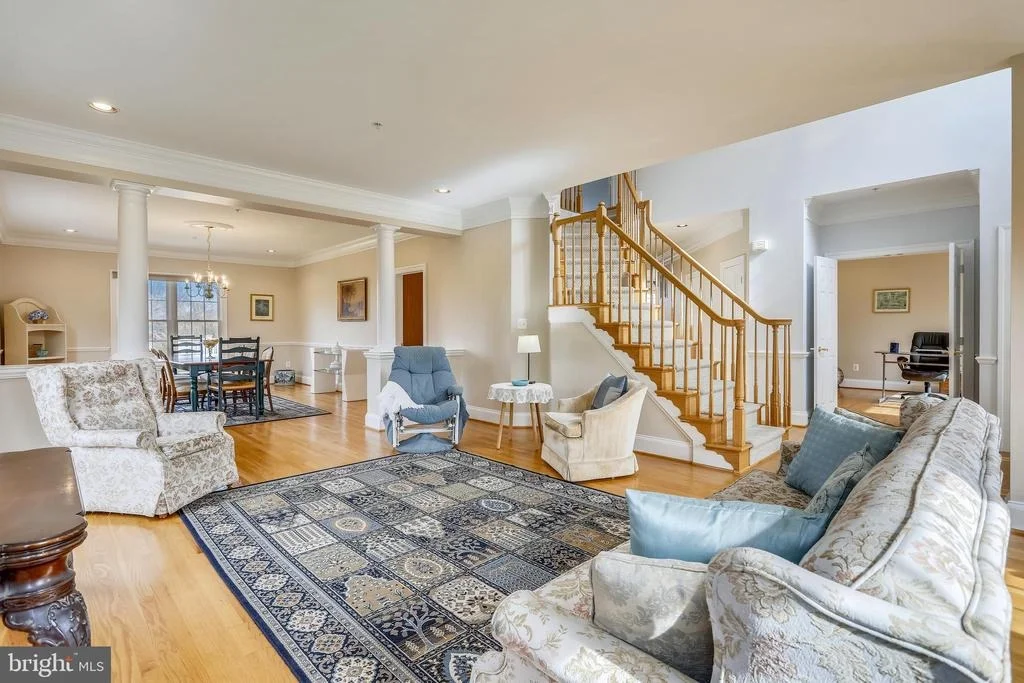 Photo of 24701 FARMVIEW LANE