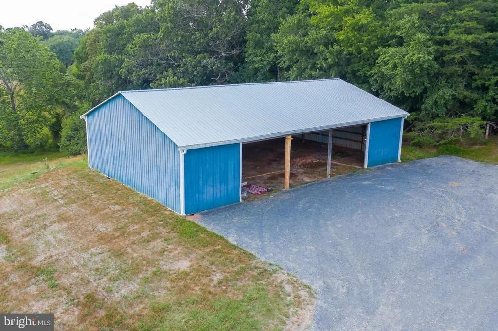 Photo of 22669 WATSON ROAD