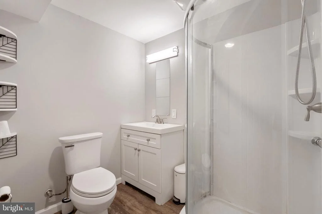 Photo of 10418 ADEL ROAD