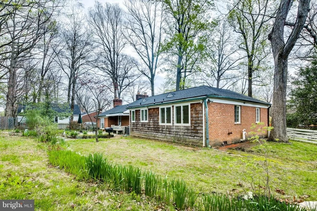Photo of 2013 FRANWALL AVENUE