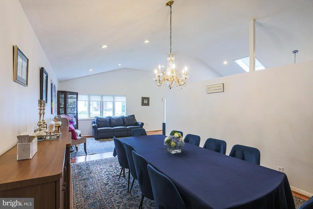 Photo of 5919 WINNER AVENUE