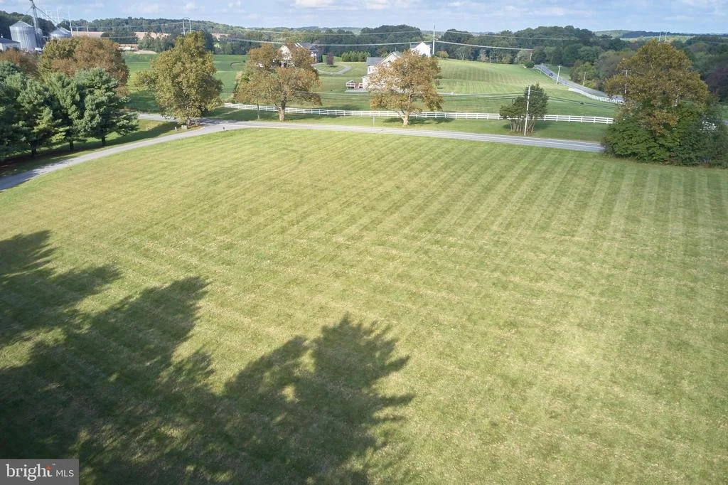Photo of 7444 DAMASCUS ROAD