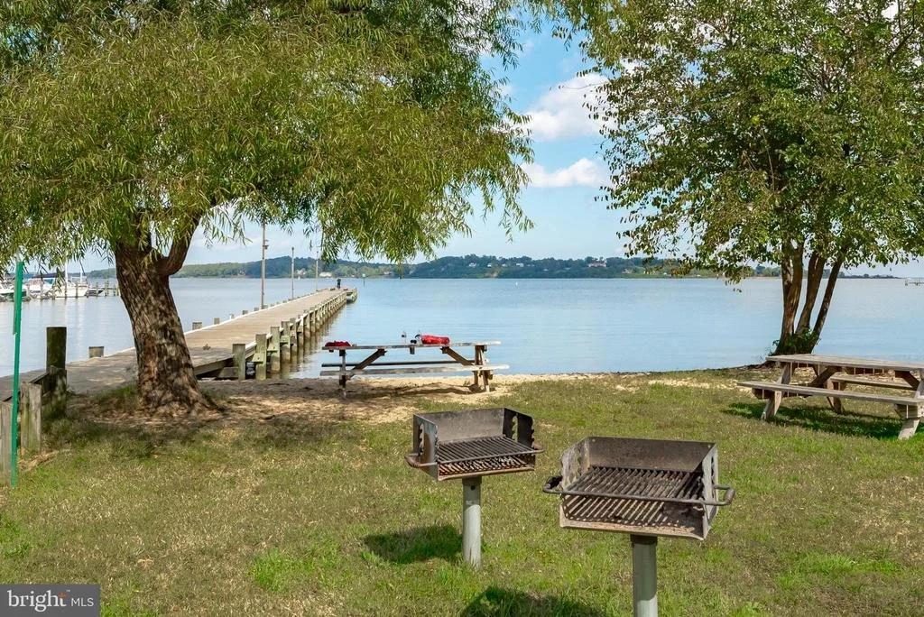 Photo of 970 HIGHPOINT DRIVE