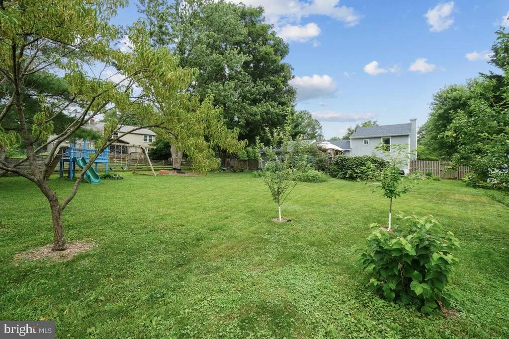 Photo of 7090 JASPER DRIVE