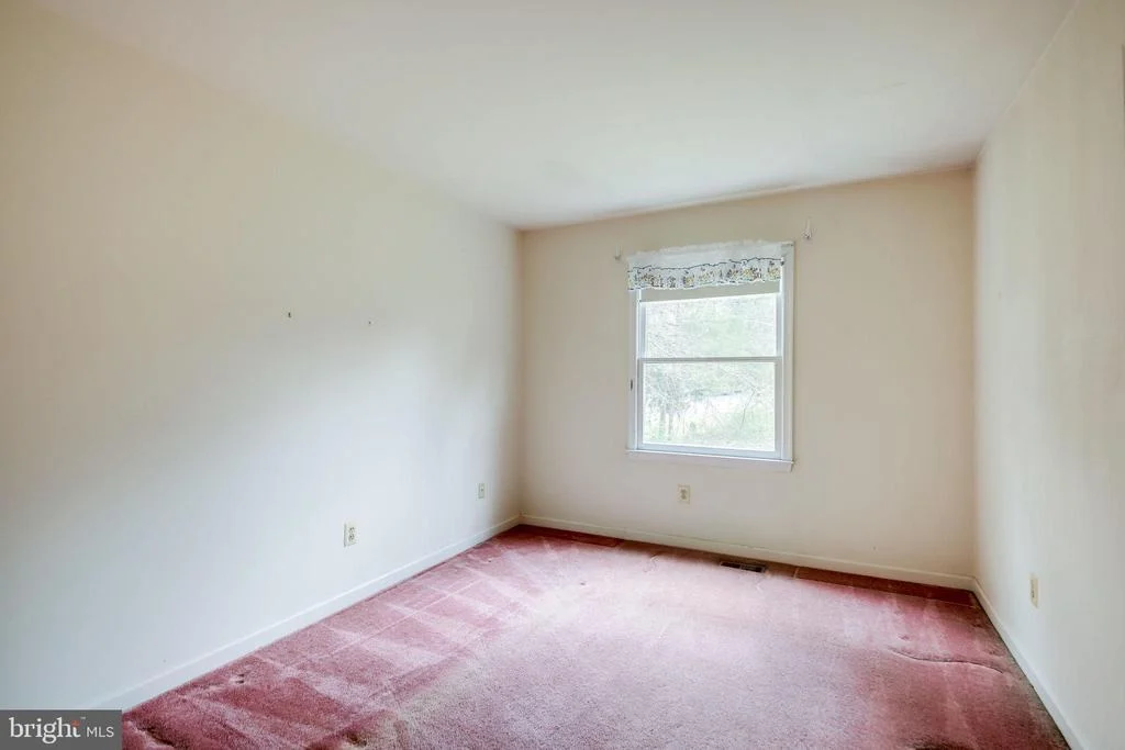 Photo of 5550 JACLYN DRIVE