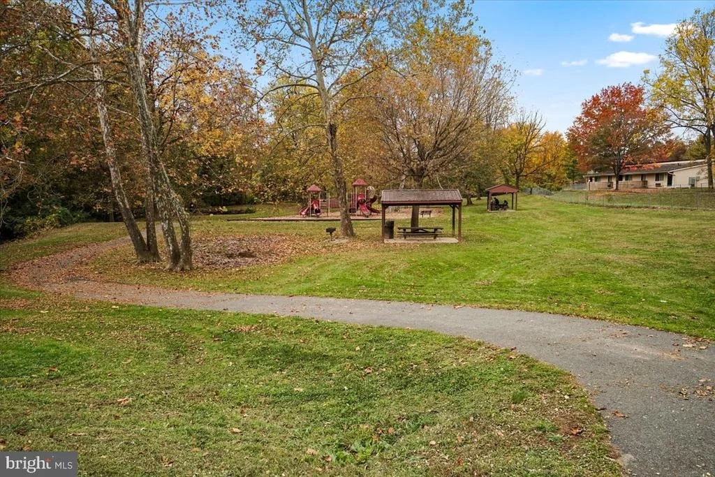 Photo of 623 ANGELWING LANE