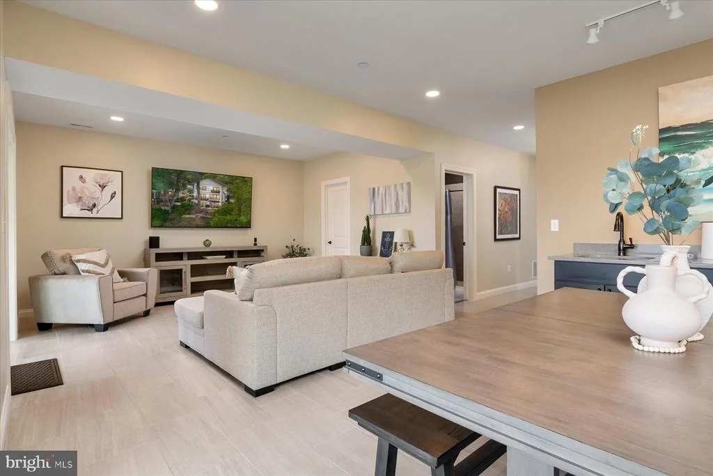 Photo of 20 SHORE WALK ROAD