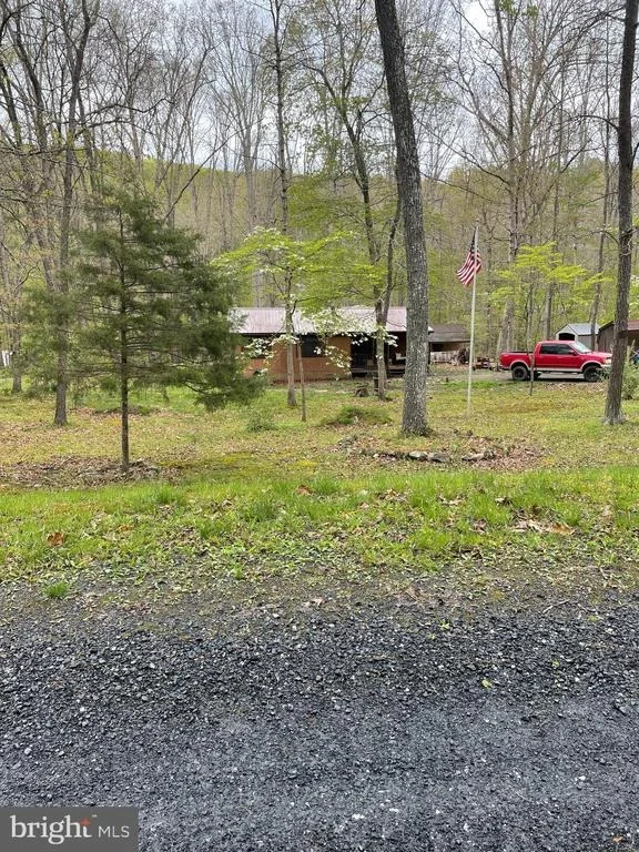 Photo of 462 TROUT STREAM ROAD
