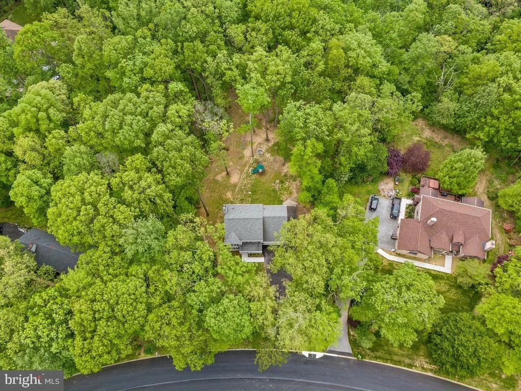 Photo of 995 WILDA DRIVE