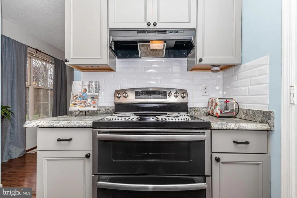 Photo of 7772 MONAGHAN ROAD