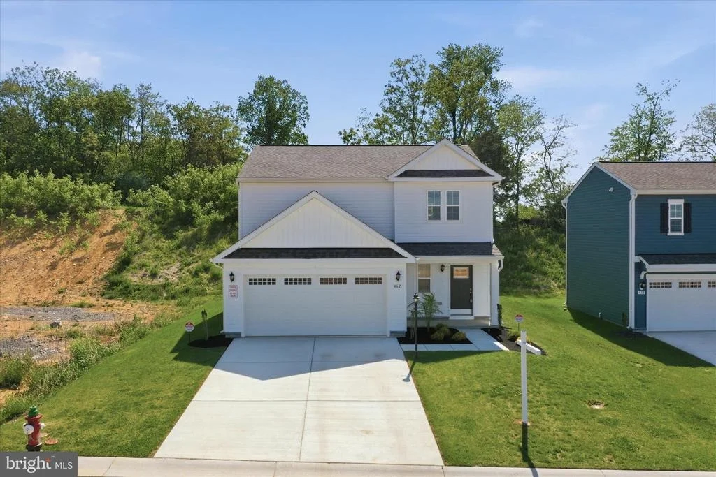 Photo of 462 LUDGATE MANOR