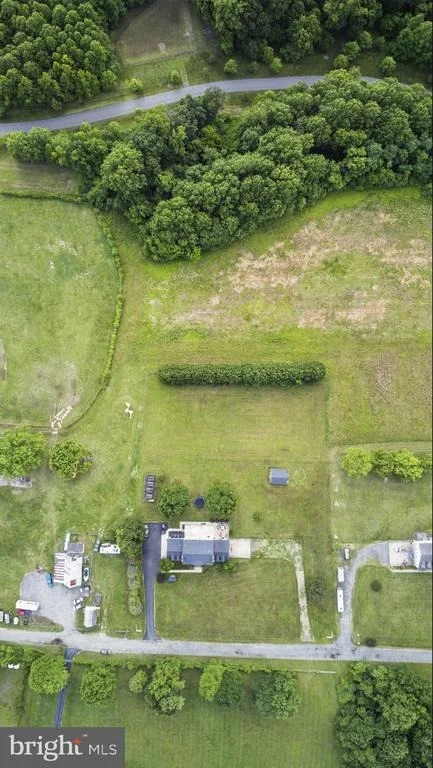 Photo of 75 W BAY FRONT ROAD