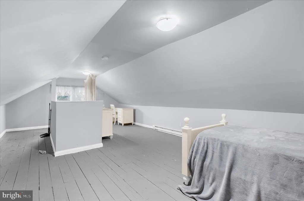 Photo of 40 HAMPTON ROAD