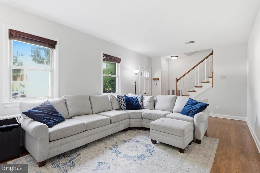 Photo of 10211 SUTHERLAND ROAD