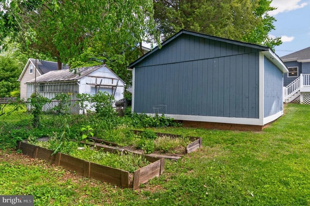 Photo of 607 MELVIN AVENUE