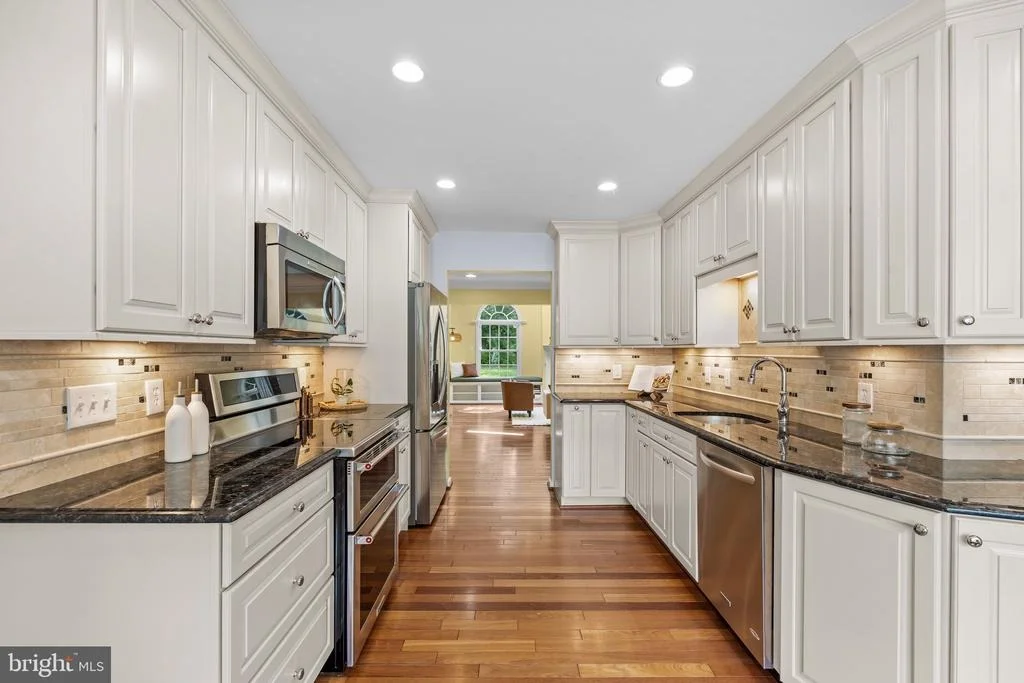 Photo of 5015 GADSEN DRIVE