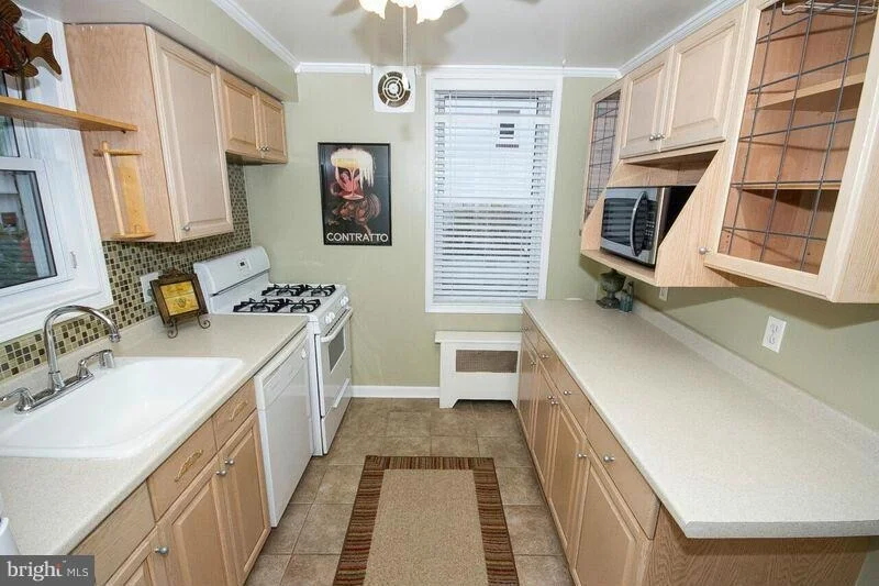Photo of 806 WARWICK ROAD