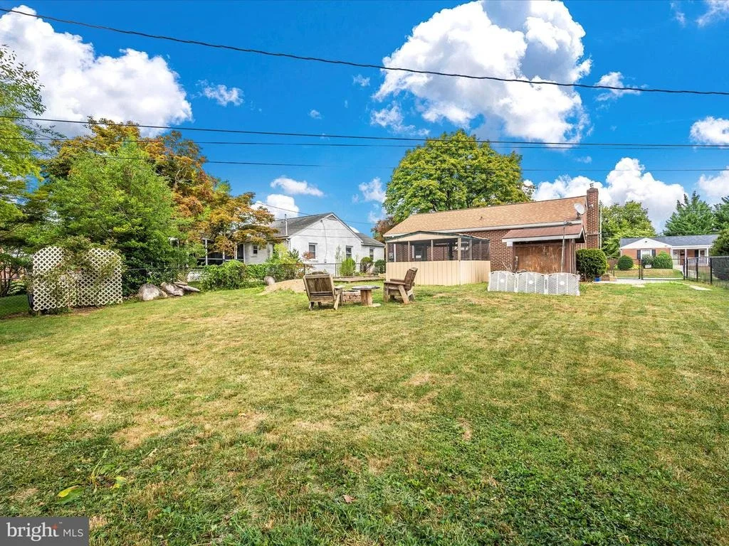 Photo of 929 CHEROKEE TRAIL
