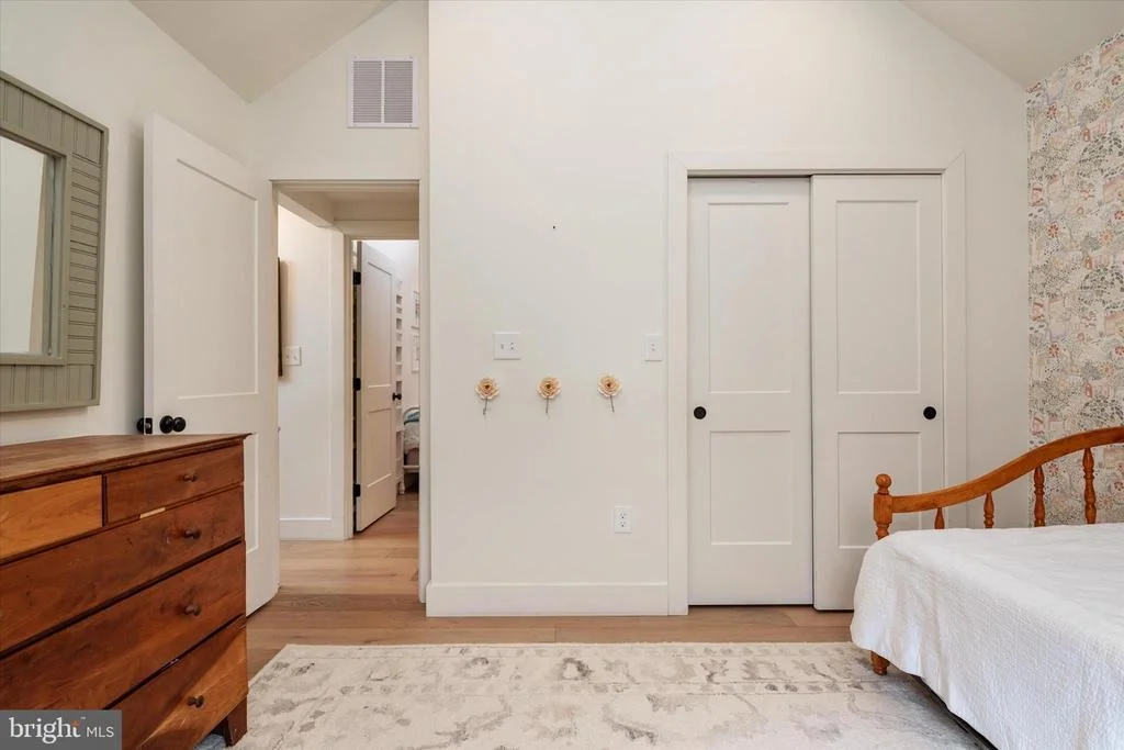 Photo of 934 N FOREST TRAIL