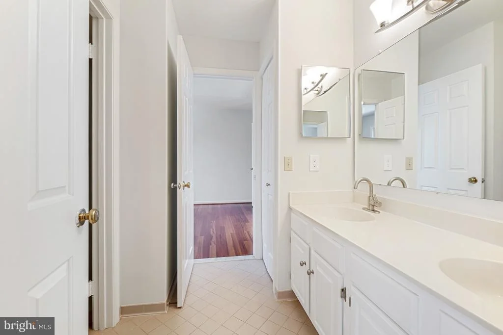 Photo of 17413 CHEROKEE LANE