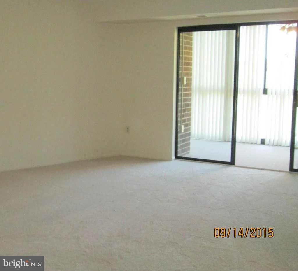 Photo of Unit 4403 at 15100 INTERLACHEN DRIVE
