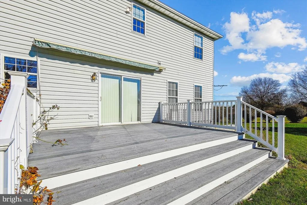 Photo of 441 BARNES AVENUE