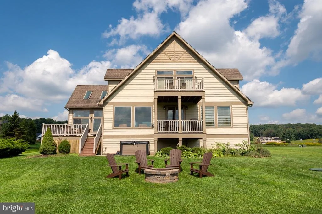 Photo of 342 LAKEFRONT LINKS DRIVE