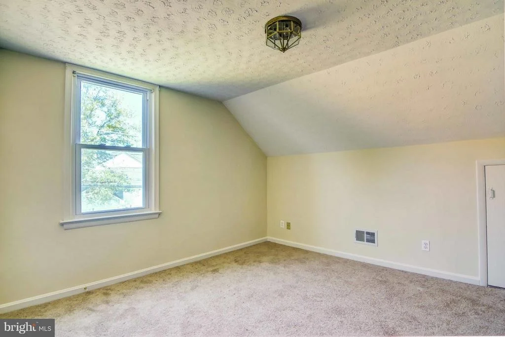 Photo of 3951 WALNUT STREET