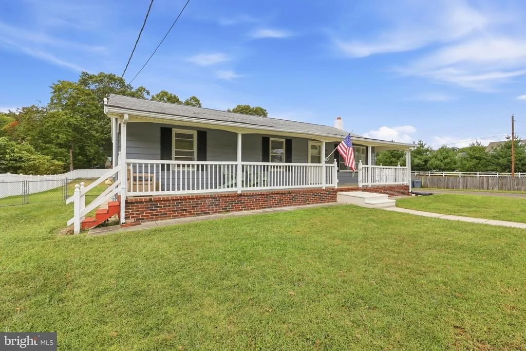 Photo of 989 BOUNDARY ROAD