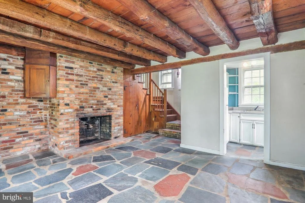 Photo of 1820 TUCKER LANE