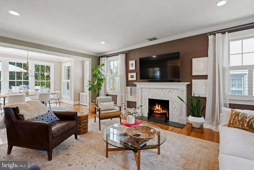 Photo of 4616 CHEVY CHASE BOULEVARD