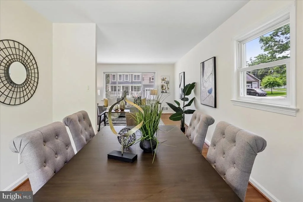 Photo of 3604 HERITAGE LANE