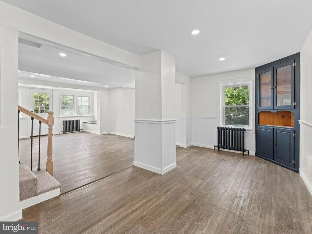 Photo of 215 ERIAL ROAD