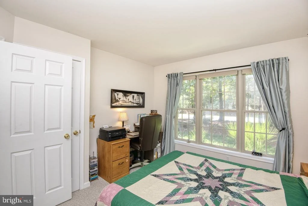 Photo of 23523 HOLLY CIRCLE