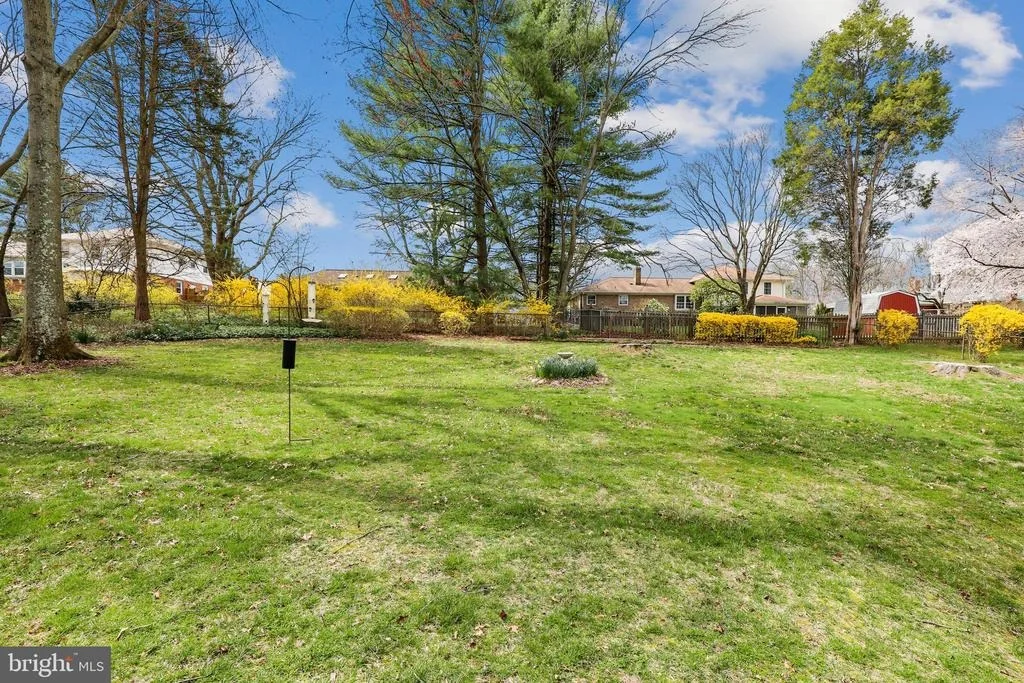 Photo of 3913 QUEEN MARY DRIVE