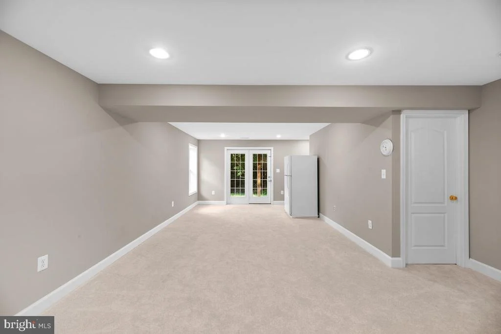 Photo of 1805 N GREENLEESE DRIVE