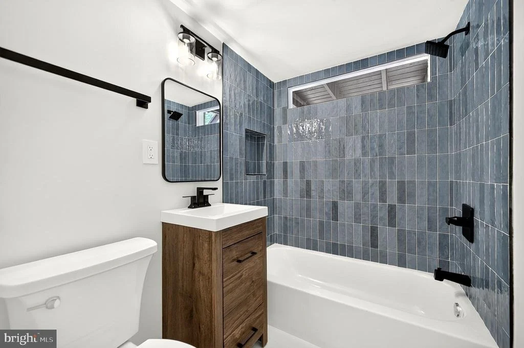 Photo of 4016 MAPLETON DRIVE