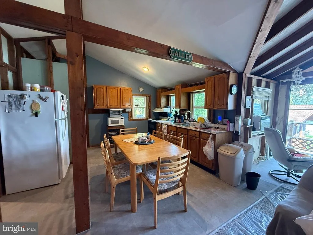 Photo of 47 BEECH ISLAND