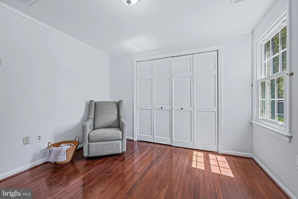 Photo of 6 STARLIGHT COURT