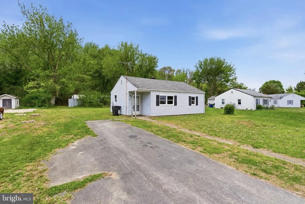 Photo of 1116 JANES ROAD