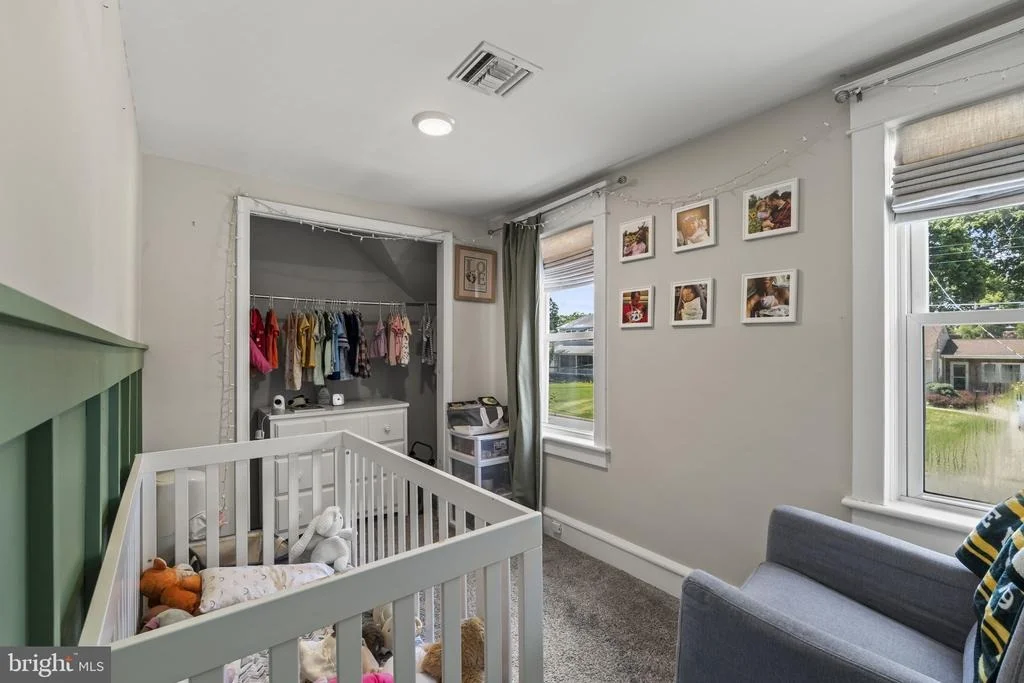 Photo of 425 FLORENCE AVENUE
