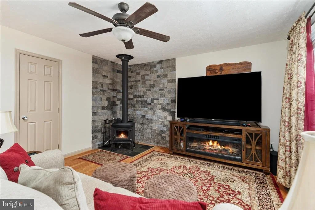 Photo of 109 HURON TRAIL