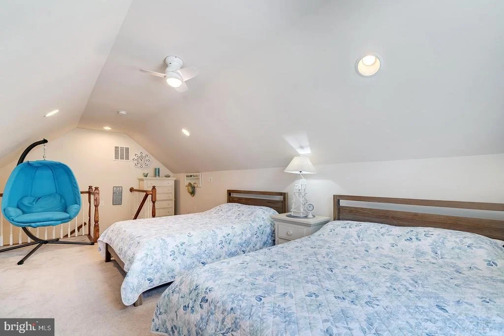 Photo of 34438 SPRING BROOK AVENUE
