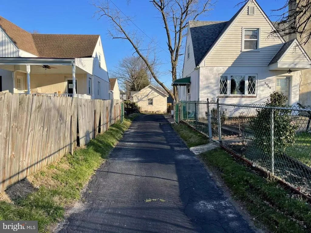 Photo of 3908 STATE ROAD