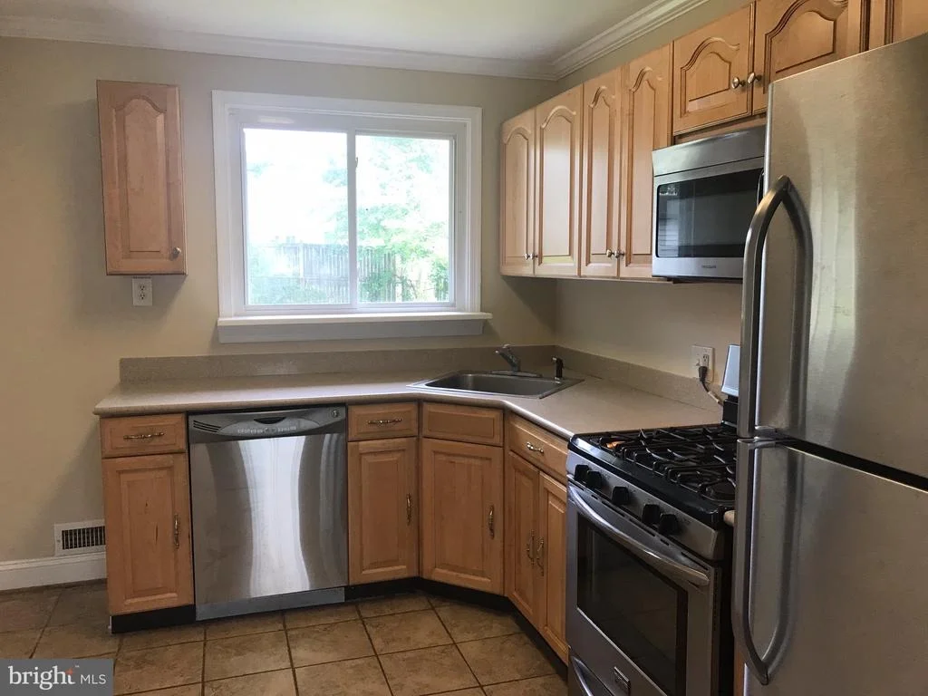 Photo of 1130 PARRISH DRIVE
