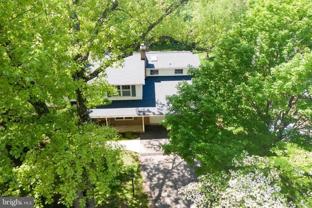 Photo of 7100 WICK LANE