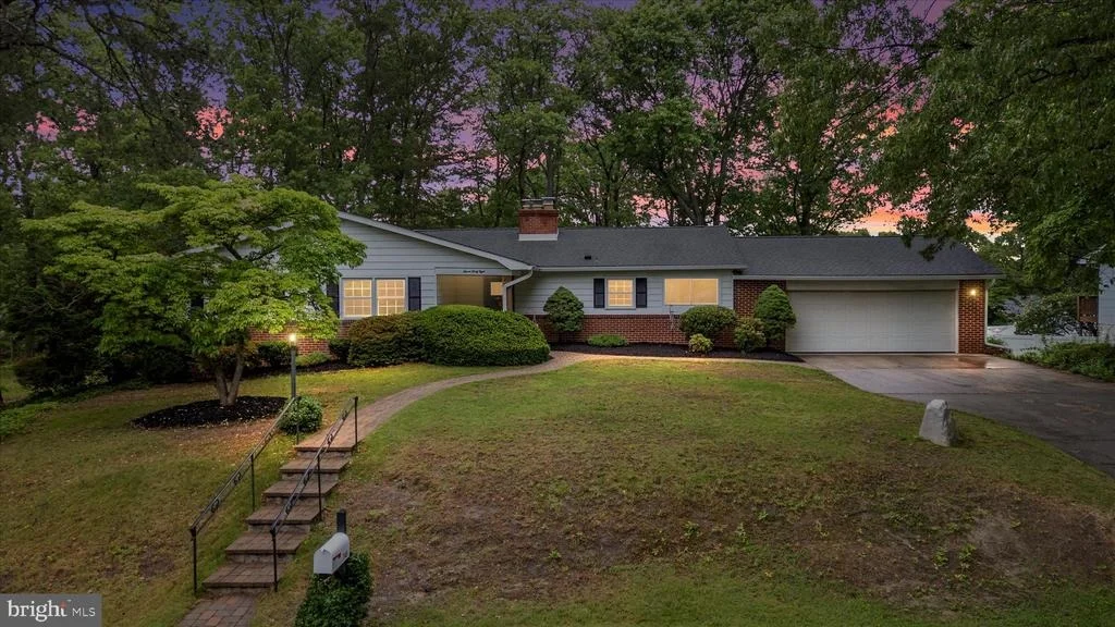 Photo of 748 EVERGREEN ROAD