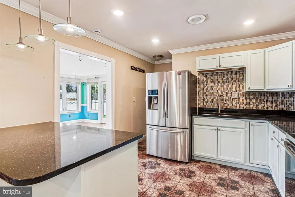 Photo of 417 WHITE OAK PLACE