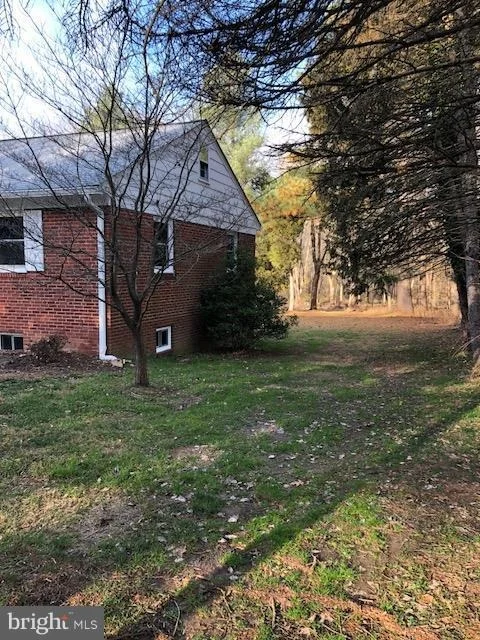 Photo of 18816 MUNCASTER ROAD
